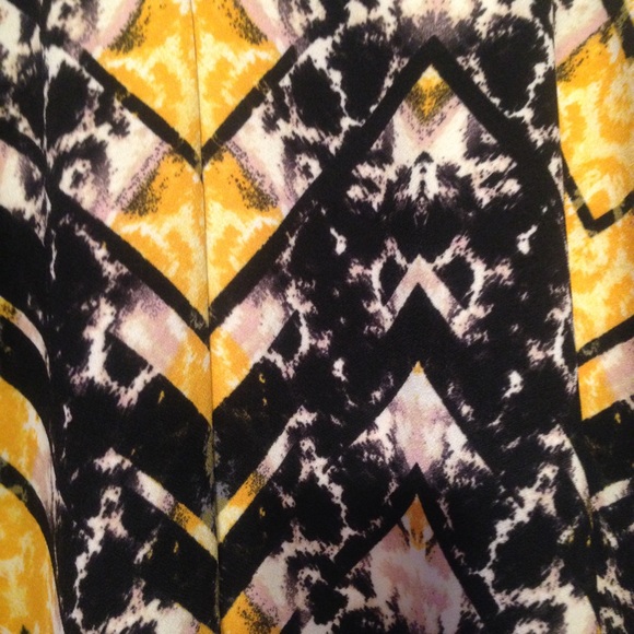 Yellow Circle Skirt - Picture 3 of 3