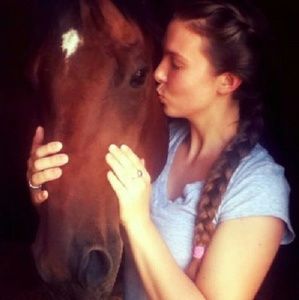 Meet your Posher, Emilee