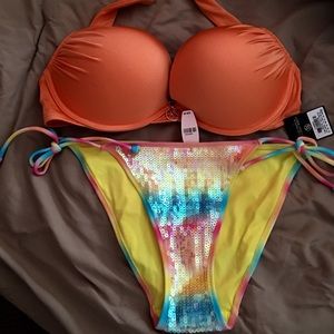 NWT Victoria's Secret Bombshell VERY SEXY Bikini!!