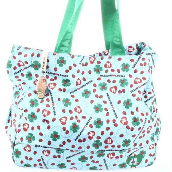 Harajuku Lovers ❤️ Ladybug Nylon Tote 🐞