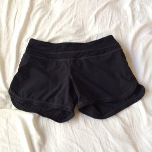 Lululemon Groovy Run Short