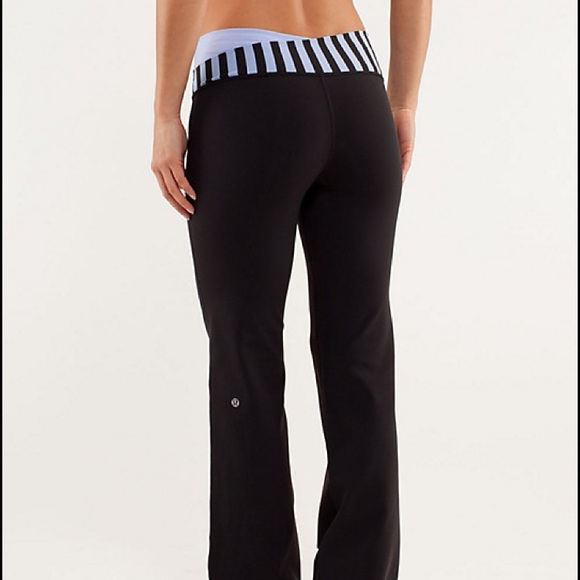 Lululemon yoga pants, size 4 regular