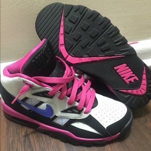 Like new grade school size Bo Jackson