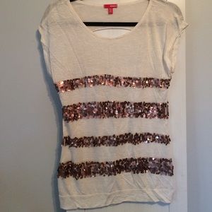 Backless sequined tee