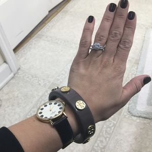 Tory Burch Resin Logo Bangle