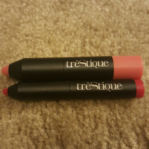 Blush stick and lip crayon never used