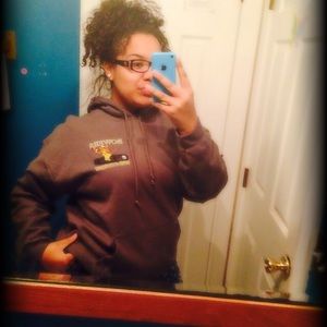 Meet your Posher, Tamera