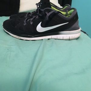 Nike tennis shoes