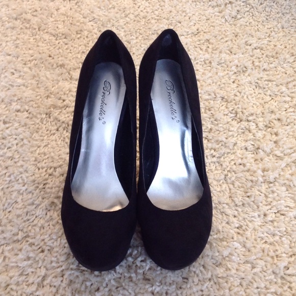 ❌SOLD❌Never Worn Black Wedges - Picture 3 of 3