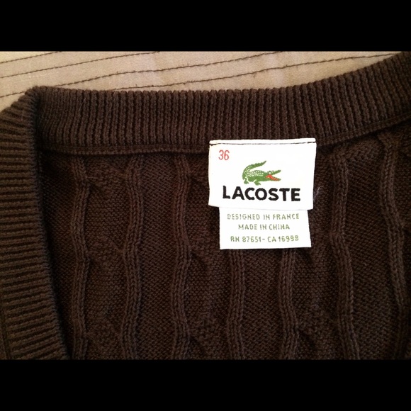 Lacoste sweater - Picture 2 of 2