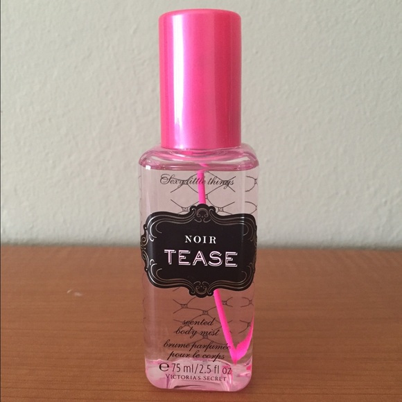 Travel size vs body spray 'Noir Tease'