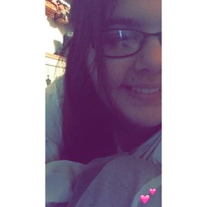 Meet your Posher, Alyssa