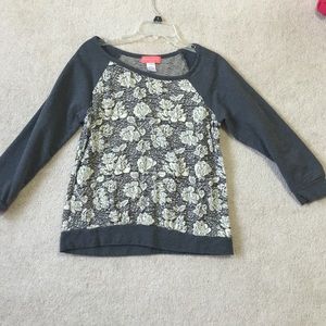 Thick sweater shirt