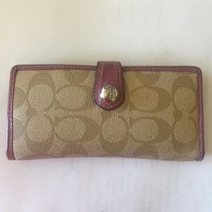 Coach wallet