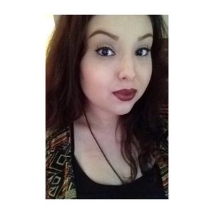 Meet your Posher, Annie