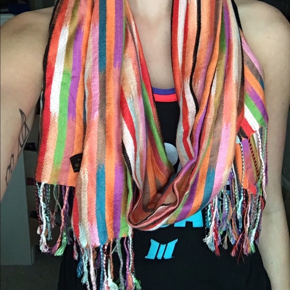 Striped Scarf - Picture 2 of 2