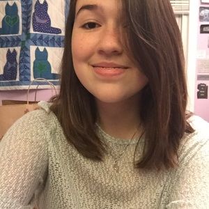 Meet your Posher, Lizzie