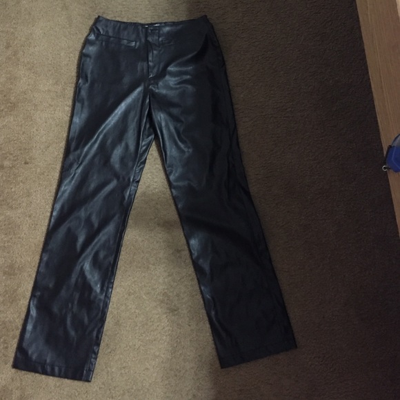Black pants (similar to leather style)