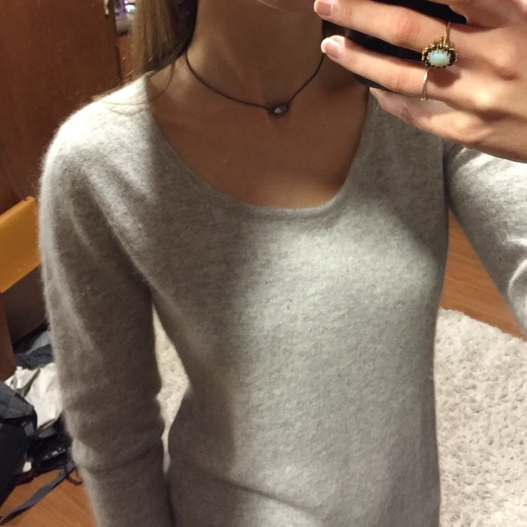 Sweater - Picture 2 of 4
