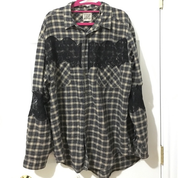 LF oversized flannel with lace details!