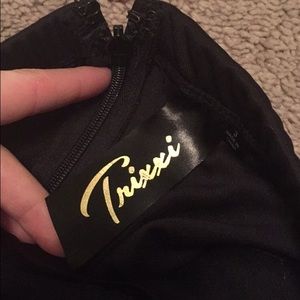 black strapless formal dress