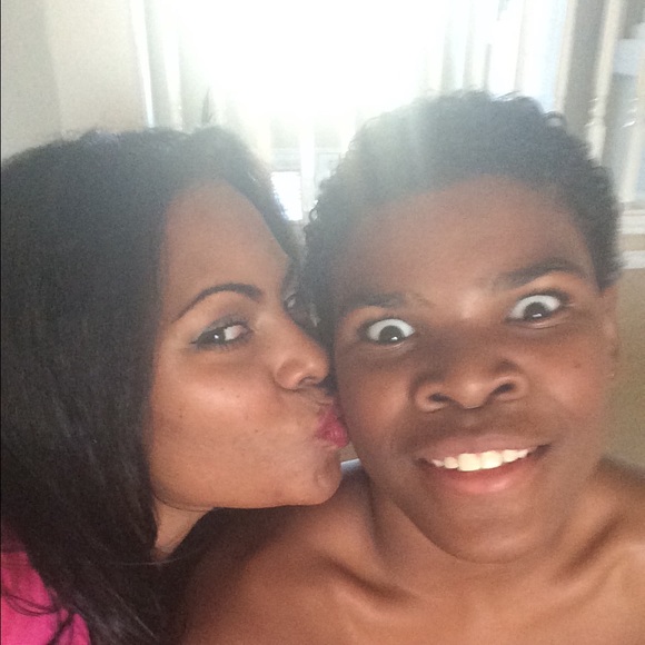 Officially, undeniably ADDICTED 💁🏽🍷 #Cheers😏 - Picture 4 of 4