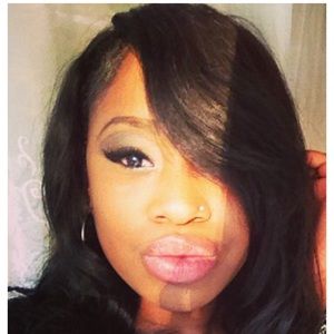 Meet your Posher, Bria