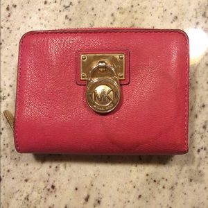 Micheal kors leather wallet