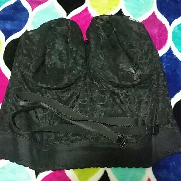 Bra bustier strap or strapless
