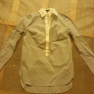 Preppy chic Ann Taylor button down