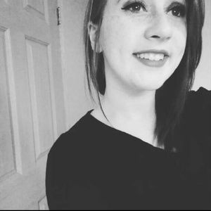 Meet your Posher, Lexie