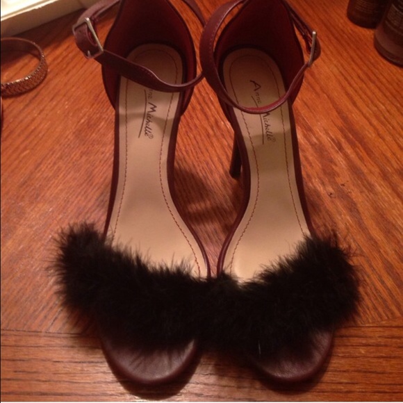 Fur heels