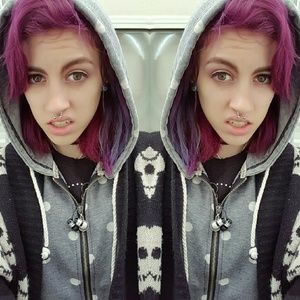 Meet your Posher, Brenda