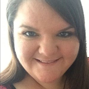 Meet your Posher, Lacey