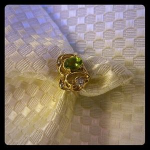 Brilliant 14K Gold, AAA Diamond & Peridot ring