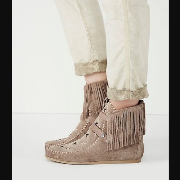 Sam Edelman Katherine Fringe Moccasin Booties - Picture 2 of 3
