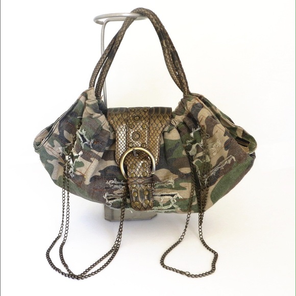 Destroyed camouflage shoulder bag + bronze snake