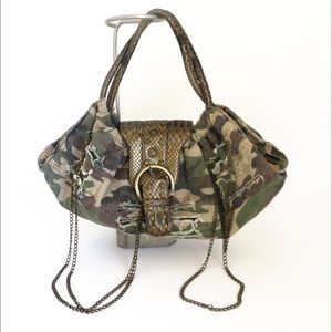 Destroyed camouflage shoulder bag + bronze snake