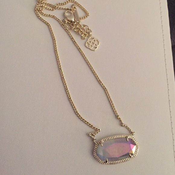 Kendra Scott Jewelry - Kendra Scott large stone necklace