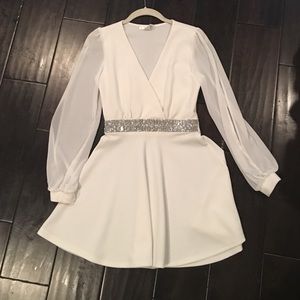 Dress with belt
