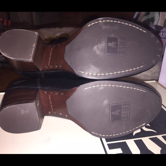 SOLD - Picture 4 of 4