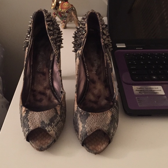 Spiked Sam Edelman peep toes