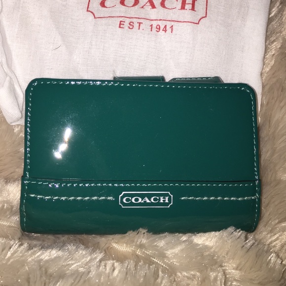 Brand new jade color coach wallet - Picture 2 of 4