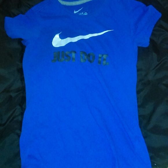 Nike shirt royal blue fitted will fit small