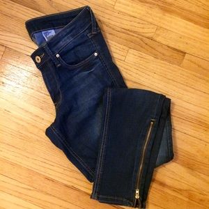 NWOT H&M Skinny Dark Wash Ankle Jeans with Zippers