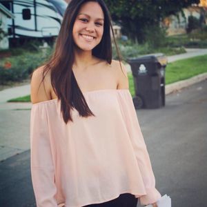 Meet your Posher, Valerie