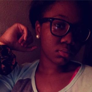 Meet your Posher, Joniya