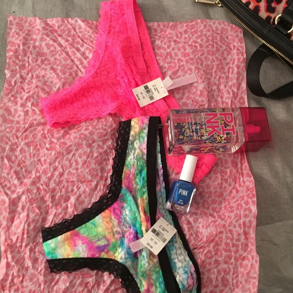 Pink vs bundle panties are medium