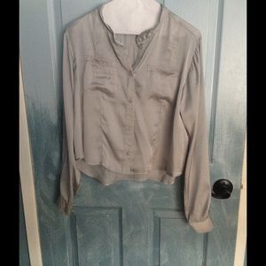 COMFY DRESSY BUTTON UP SHIRT 😻😊👸🏽
