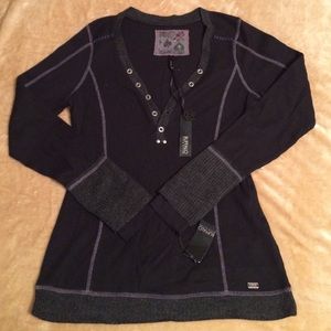 Waffle knit thermal  tee with silver buttons